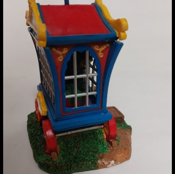 Lemax Circus Animal Cages Village Collectible Table Accents Bear - Picture 4 of 7